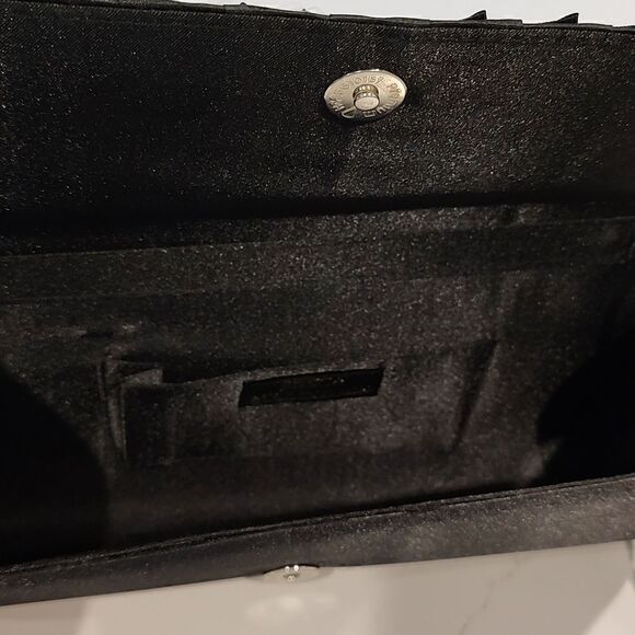 Jessica McClintock Black Pleated Shoulder/Clutch Evening Baguette Bag - Picture 7 of 10